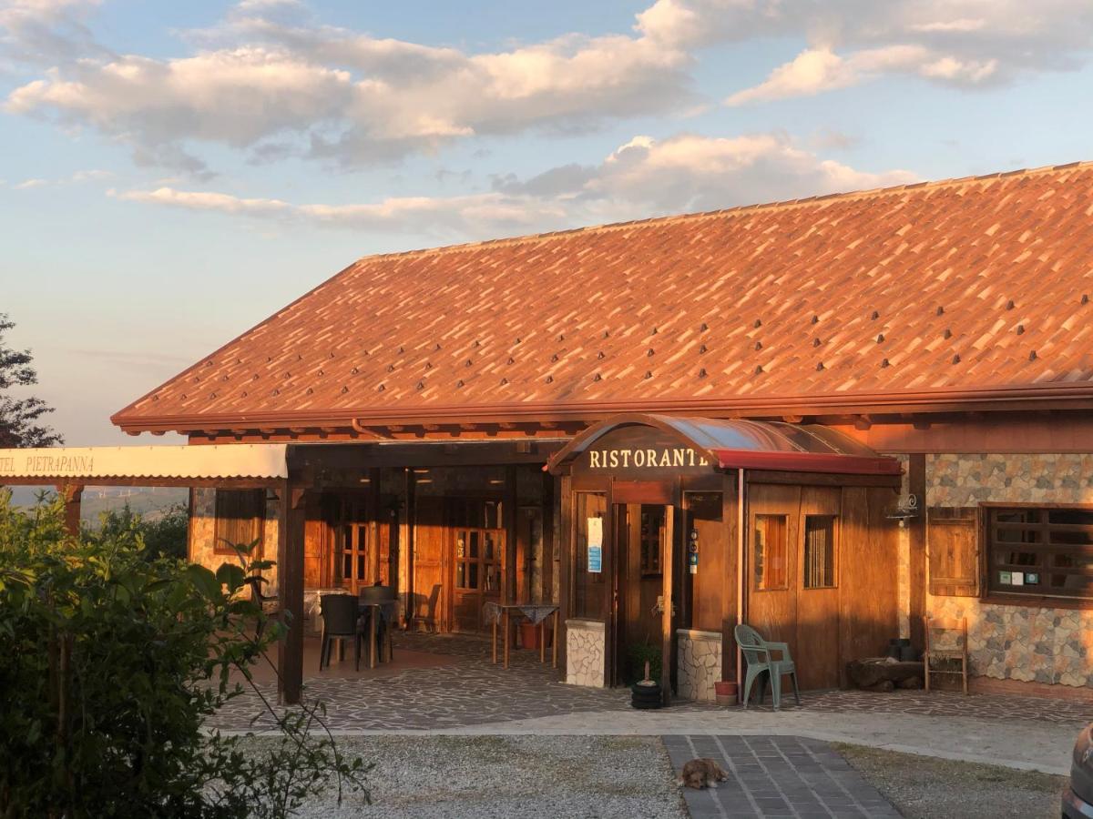 Hotel Pietrapanna Calvello 外观 照片