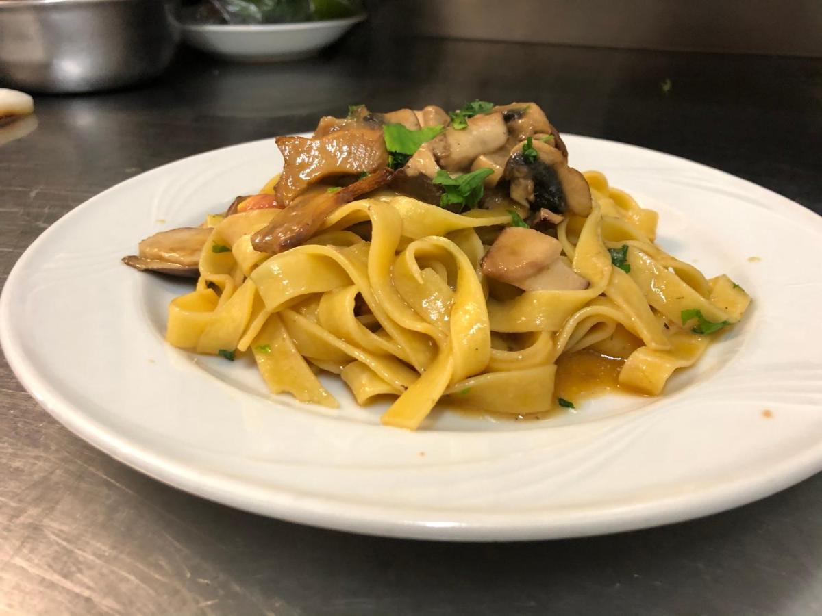 Hotel Pietrapanna Calvello 外观 照片
