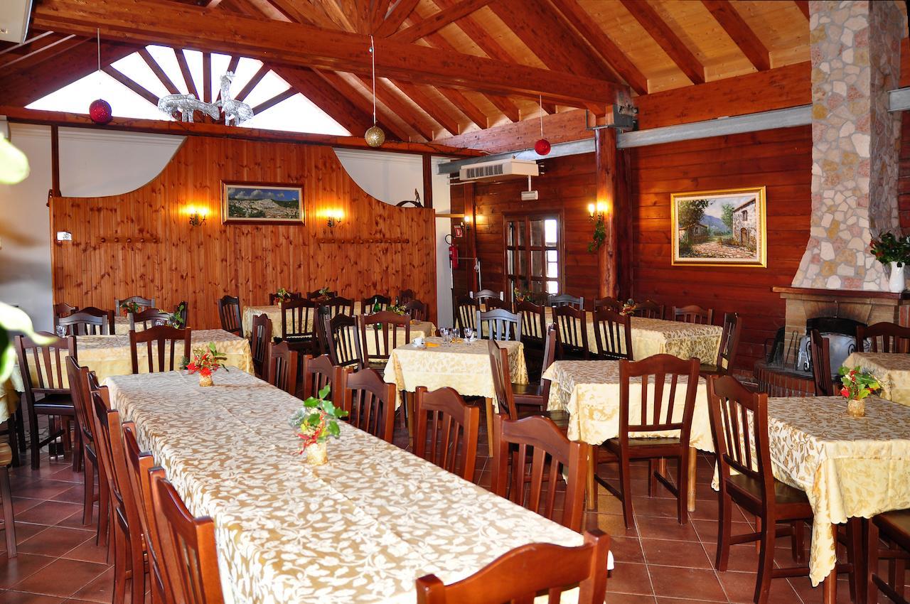 Hotel Pietrapanna Calvello 外观 照片