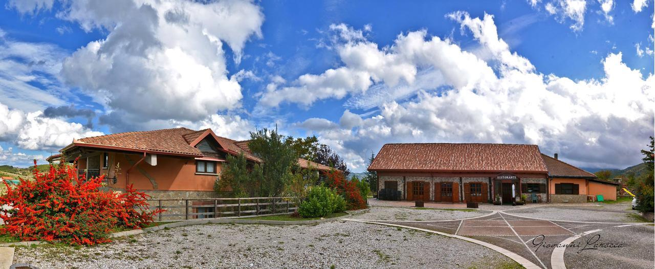 Hotel Pietrapanna Calvello 外观 照片