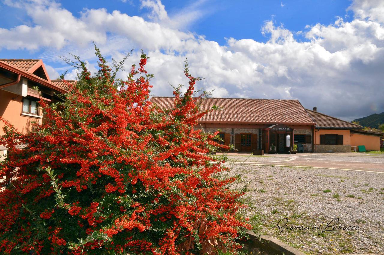 Hotel Pietrapanna Calvello 外观 照片