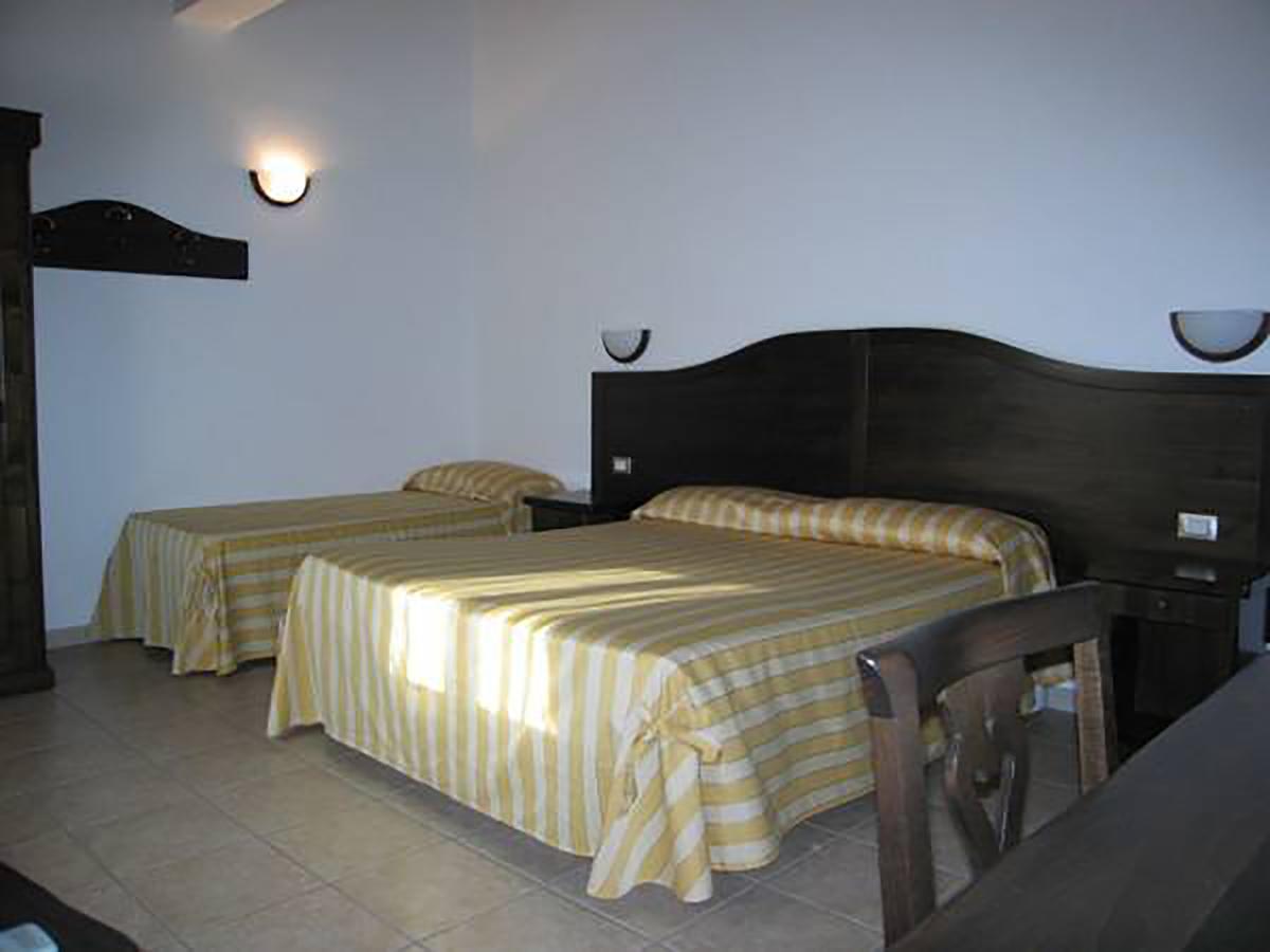 Hotel Pietrapanna Calvello 外观 照片